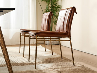  英伦风 实心金属锻打锤纹肌理 结实稳固 细腻顺滑油蜡仿真皮 镂空靠背舒适透气 餐椅（单把价格 需双数购买 单数不发货）