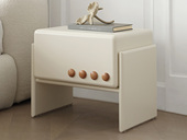 卡琪朵 奶油风 梅尔托床头柜 实用百搭结构稳固 精致纽扣点缀设计 优质奶白烤漆 高质托底缓冲导轨 床头柜